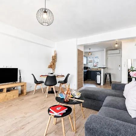 2 Bedrooms Center, Balcony - Happy 昂蒂布