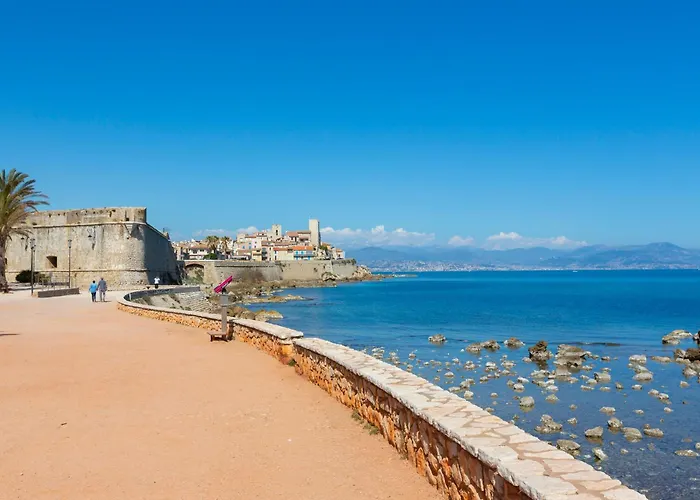 شقة 2 Bedrooms Antibes Center, Balcony - Happy Rentals أنتيب