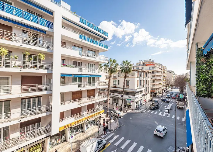 2 Bedrooms Antibes Center, Balcony - Happy Rentals شقة أنتيب