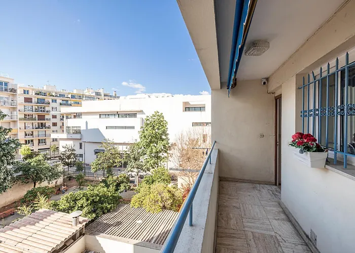 2 Bedrooms Antibes Center, Balcony - Happy Rentals شقة
