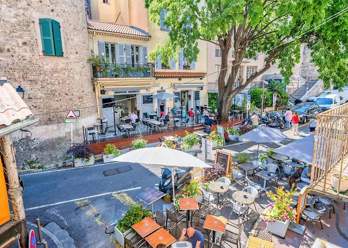 2 Bedrooms Antibes Center, Balcony - Happy Rentals شقة *